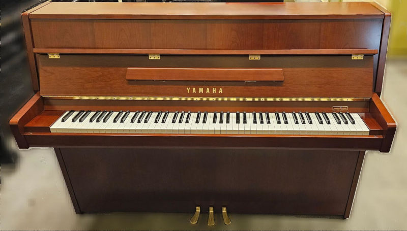 Piano ocasió YAMAHA B1 cirerer setinat