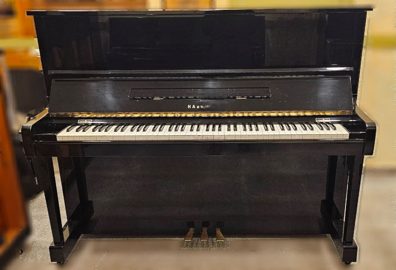 Piano vertical ocasió Haazen acabat negre polit