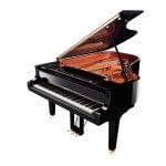 Imagen piano de cola YAMAHA CX Series. Modelo C6X color negro pulido vista inclinada