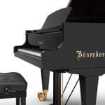 Imagen piano de cola BÖSENDORFER modelo 280 detalle banqueta teclado