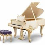 Imagen piano de cola BÖSENDORFER modelo especial Baroque con banqueta color marfil satinado