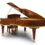 Imagen piano de cola BÖSENDORFER modelo especial Opus 50000 con banqueta vista posterior