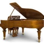 Imagen piano de cola BÖSENDORFER modelo especial Strauss cerezo satinado vista posterior
