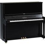 Imagen piano vertical YAMAHA SE Series. Modelo SE132 color negro pulido