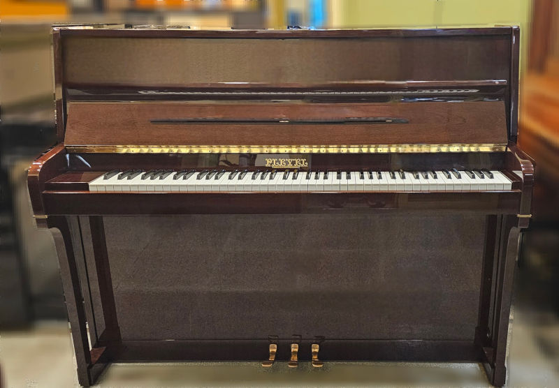 Piano vertical ocasión Pleyel acabado caoba